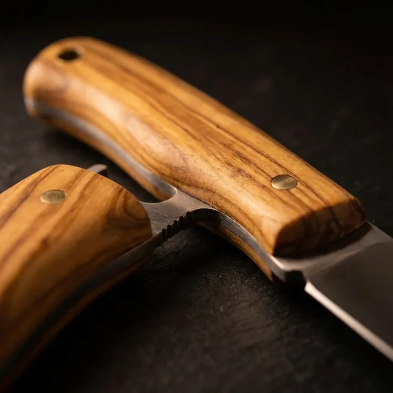 Tina 685 — Budding Pruning Knife Olive Wood Handle - 3